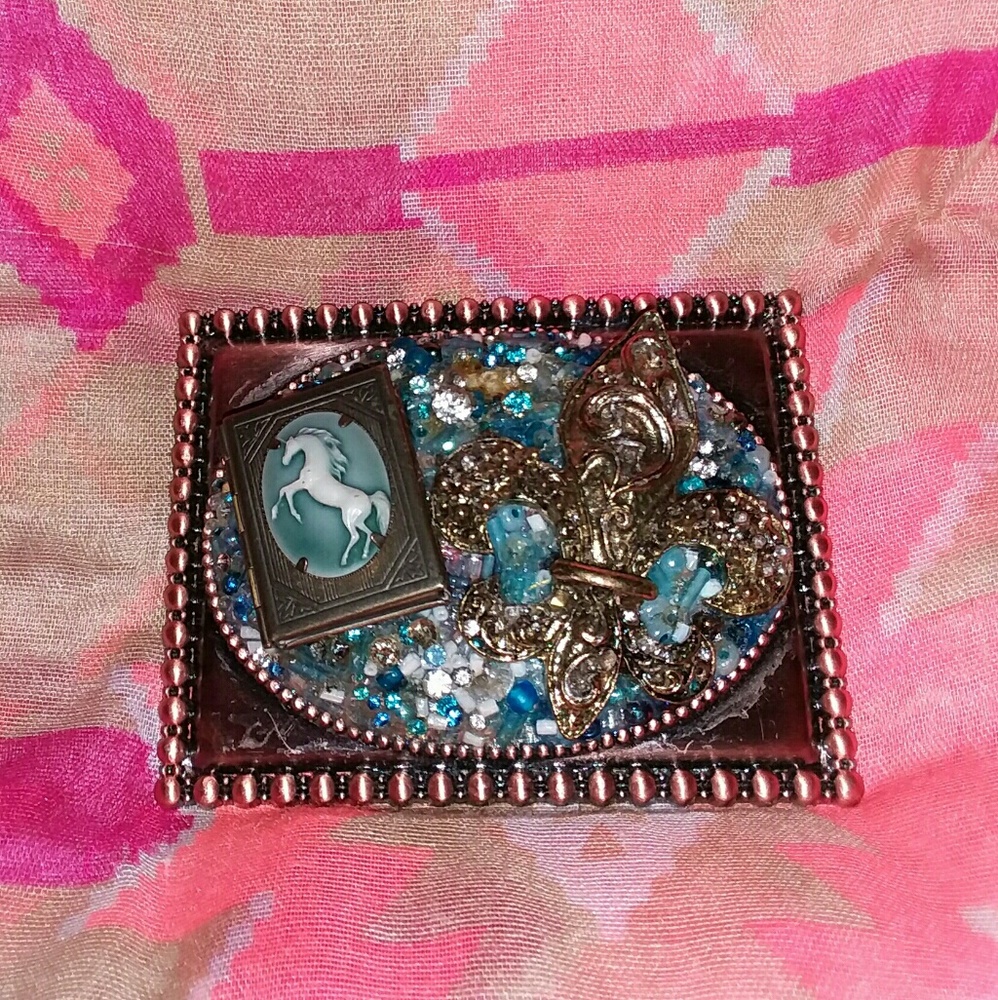 Unique locket Belt buckle
